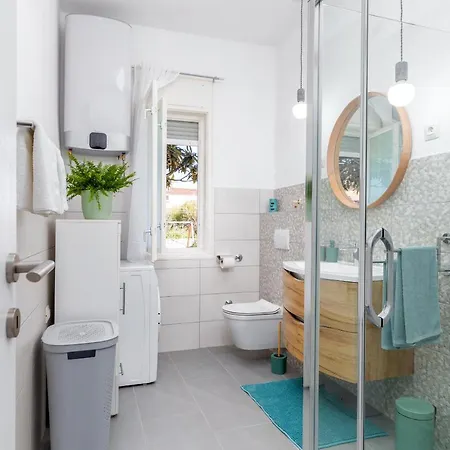 Lovely House With Garden Near Centre Holiday home Pula