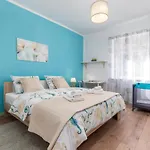 Lovely House With Garden Near Centre *